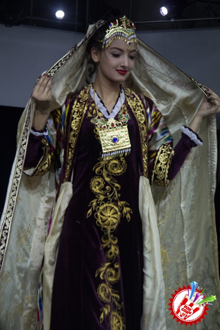 ''Hand Made in Uzbekistan'' анъанавий санъат фестивали барчага байрамона кайфият улашди