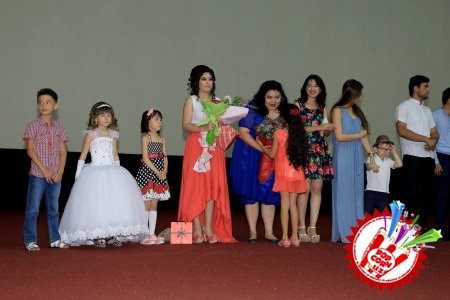 «Уринг жоним, уринг» филмининг намойишидан!